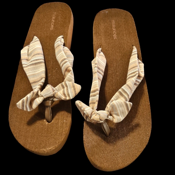 Maurices Beige Striped Sandals Size 12 - Picture 2 of 5